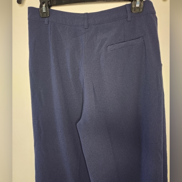 Forever 21 Contemporary Navy Wide-Leg Pants - Picture 13 of 14